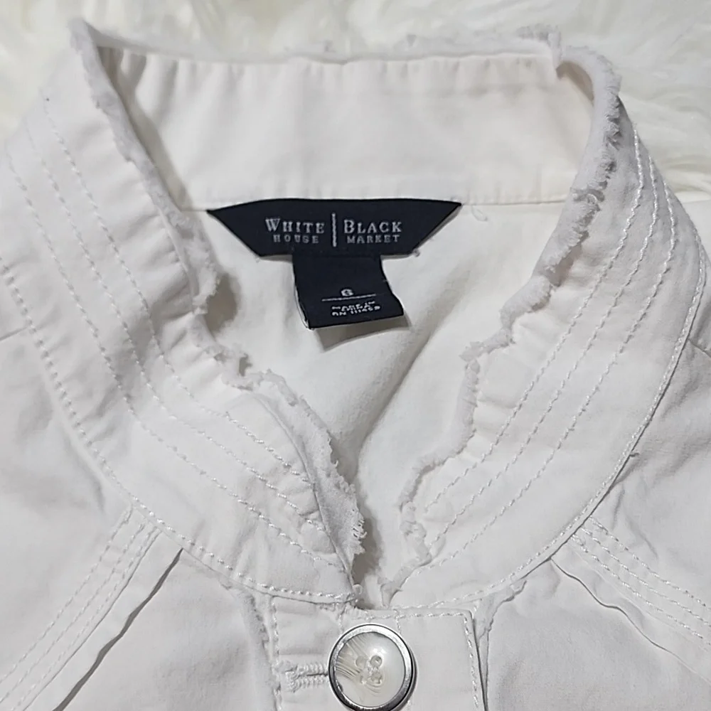 White House Black Market White Button Down Size 6 Jacket
